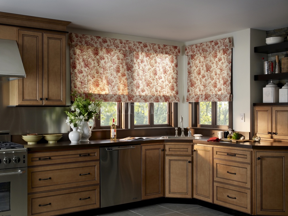 Римские шторы на кухню: как красиво оформить зону окна