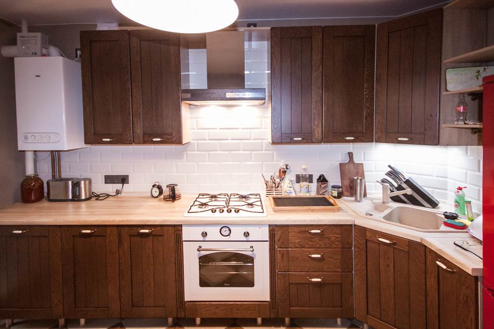 Угловые кухни — 137 фото малогабаритных моделей