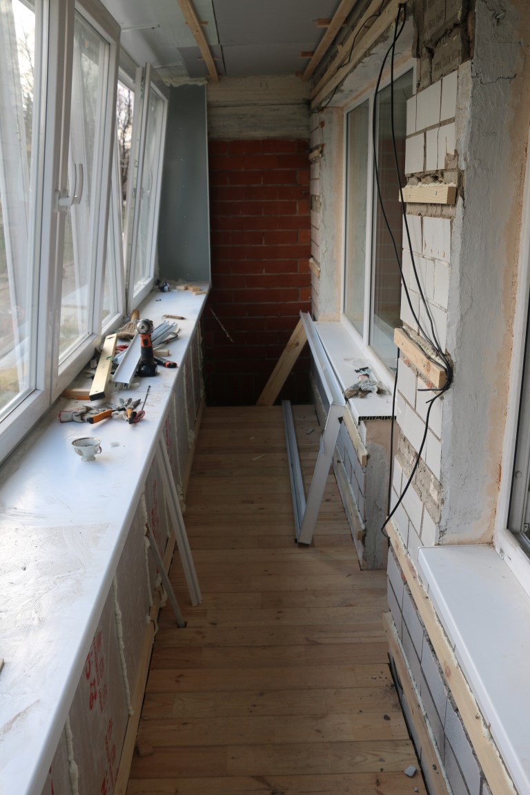 С чего начать ремонт балкона: составляем план, ремонтируем комплексно