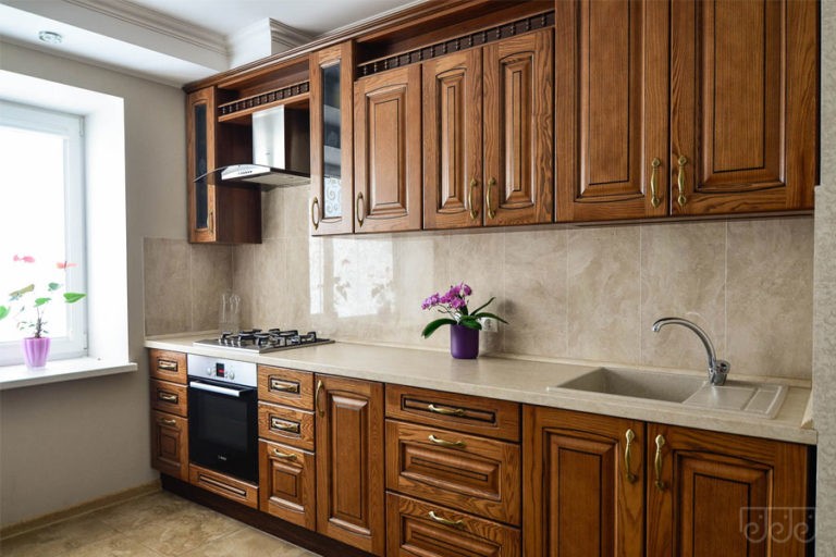 Красивые интерьеры кухонь в бежево-коричневых тонах (+40 фото)