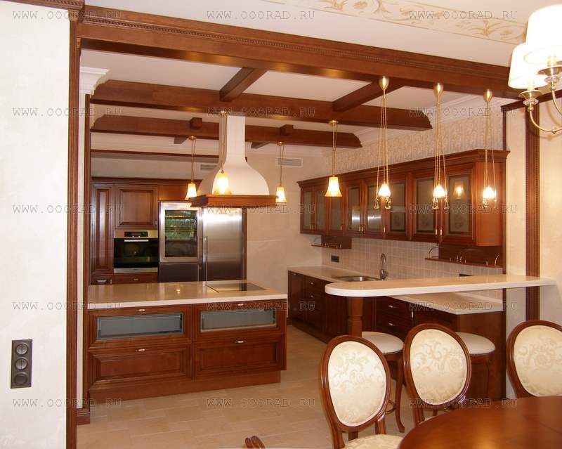 Потолок с балками: деревянные и полиуретановые фальшбалки интерьере, дизайн, как обыграть брус в гостинной