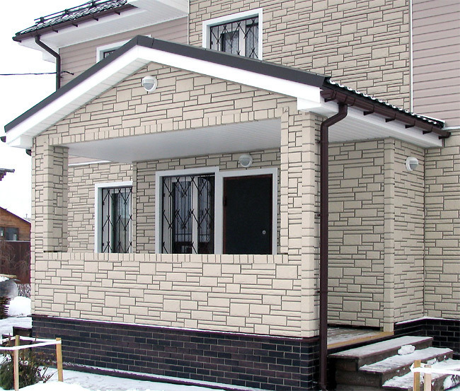 Цокольный и фасадный сайдинг под кирпич: металлический, виниловый, фиброцементный (фото домов)