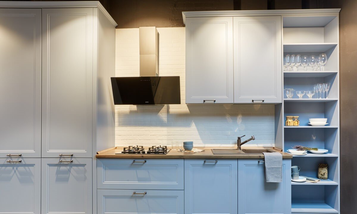 Кухня без верхних шкафов: 118 фото и 5 нюансов дизайна + идеи