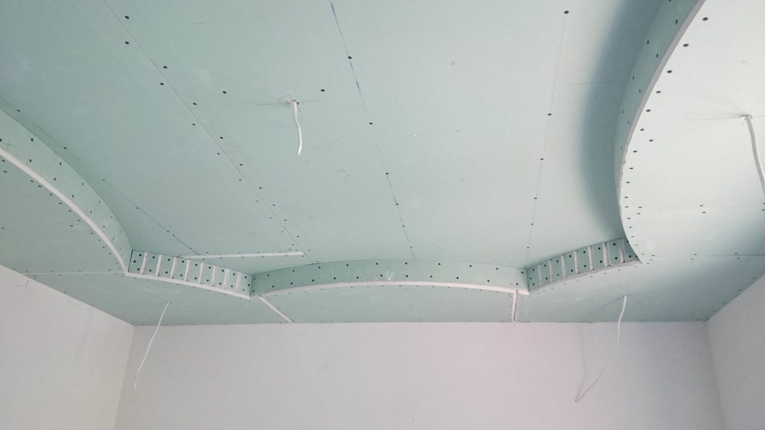 Подвесной потолок из гипсокартона своими руками: делаем пошагово
