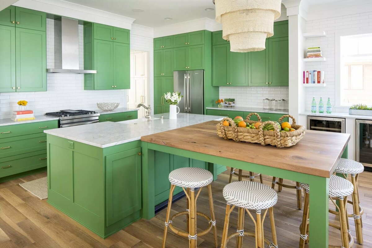 Зеленая кухня: 65 фото в интерьере, советы по дизайну