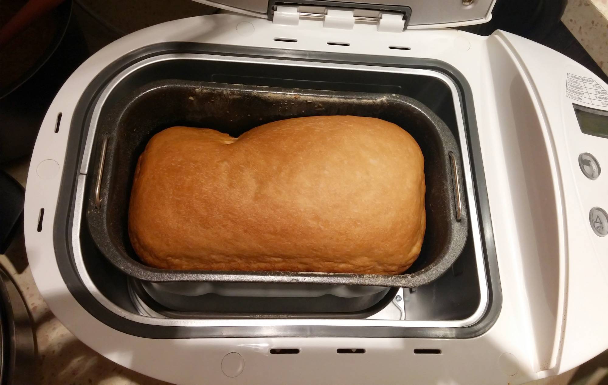 Хлеб в хлебопечке простые и вкусные рецепты - с фото пошагово