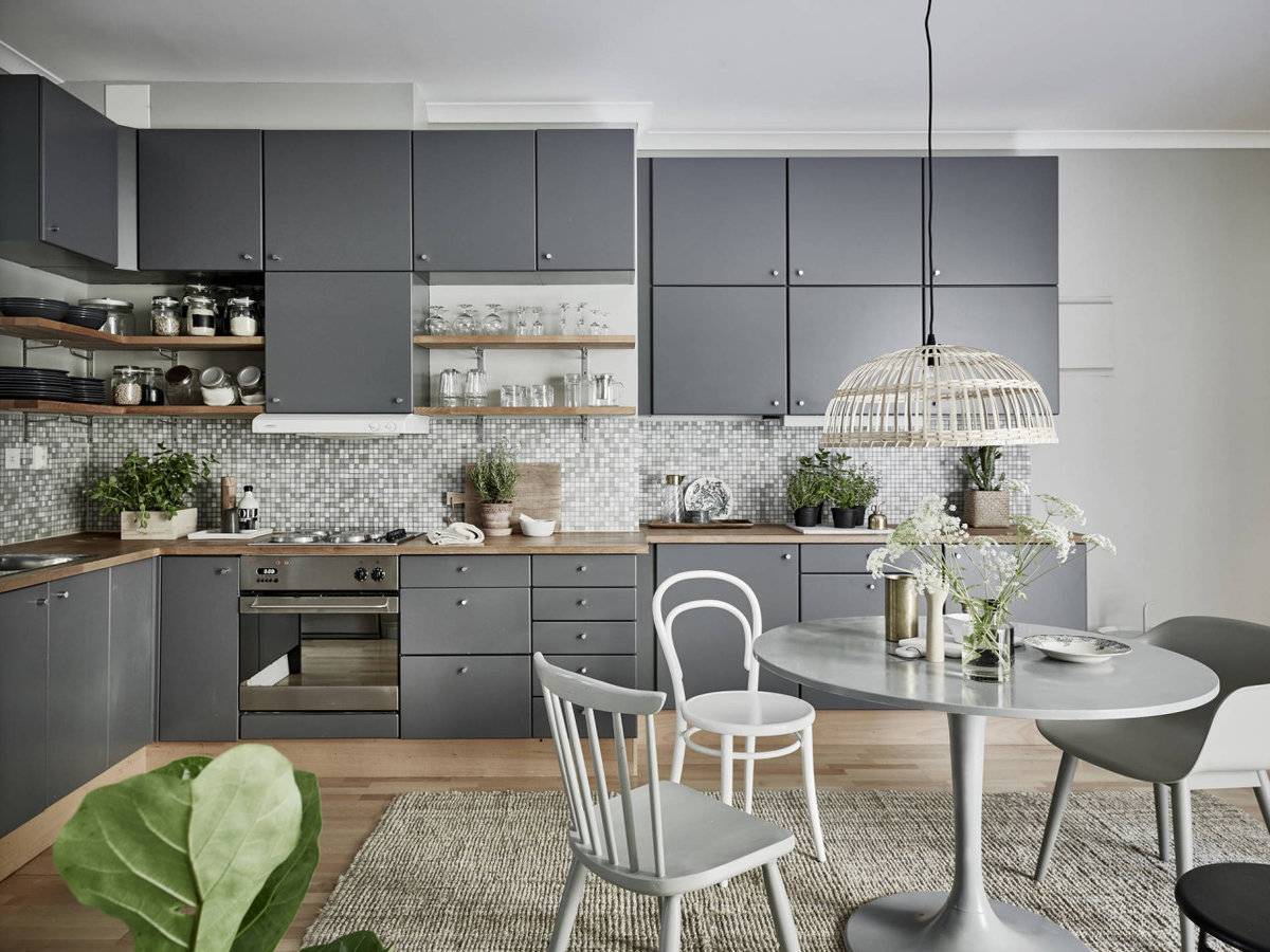 Серый кухонный гарнитур в интерьере: примеры оформления, сочетания, выбор отделки. использование серого цвета при обустройстве кухни, сочетание с другими оттенками