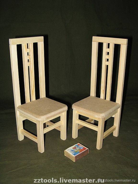 О деревянных стульях в интерьере кухни: особенности выбора и изготовление