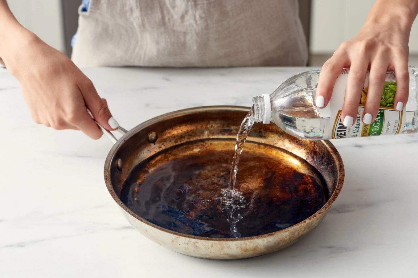 10 лучших домашних способов очистить пригоревшую кастрюлю