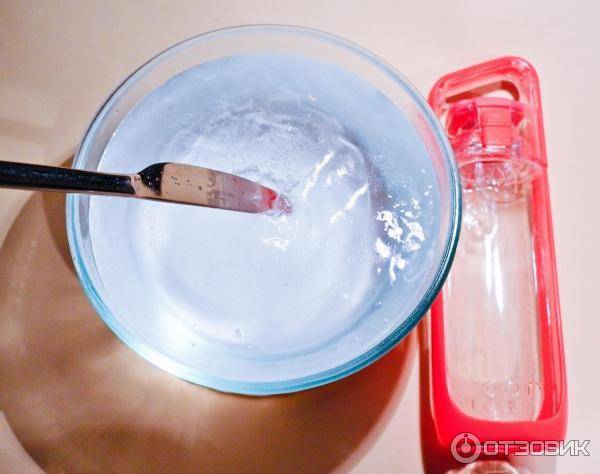 Замороженная вода для питья. Вымораживание воды для очистки. Как сделать талую воду. Замораживание воды в домашних условиях.
