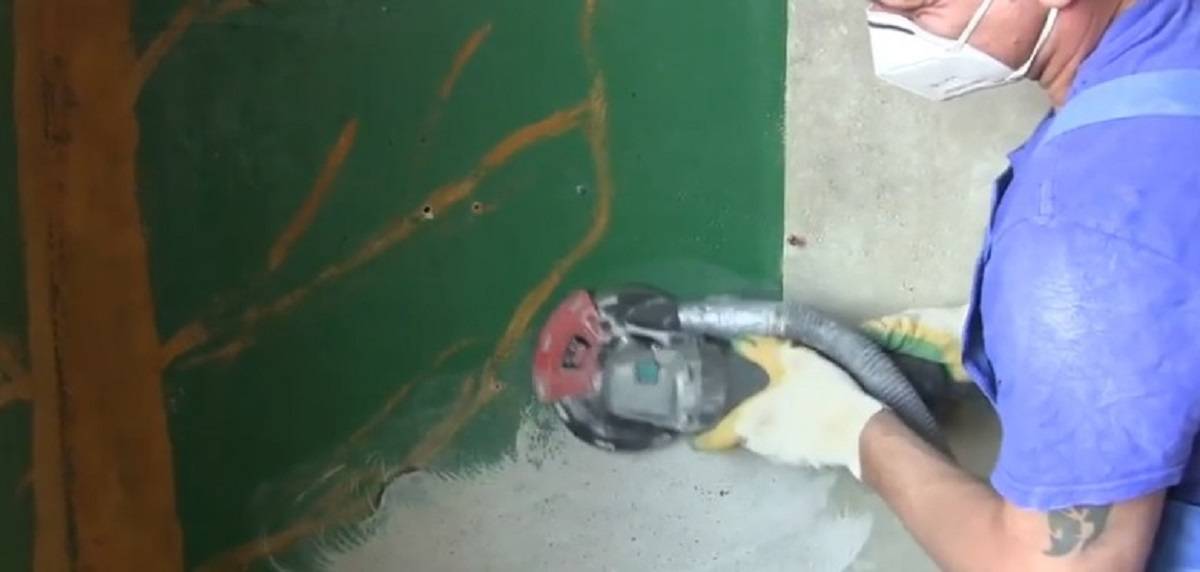 Как снять краску с бетонной стены: 4 способа