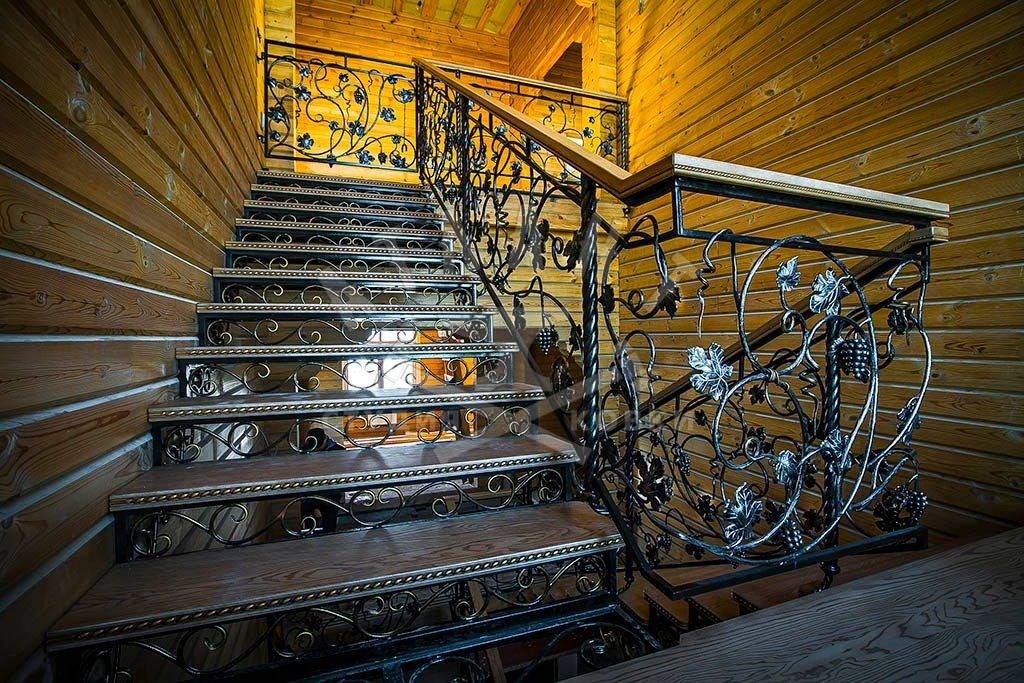 Виды металлических лестниц и их особенности